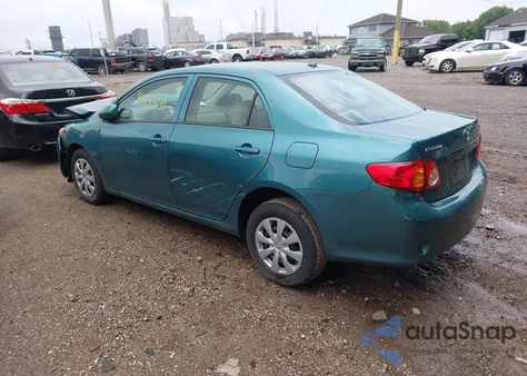 2010 Toyota Corolla Le z USA, uszkodzony, nr VIN 2T1BU4EEXAC382084